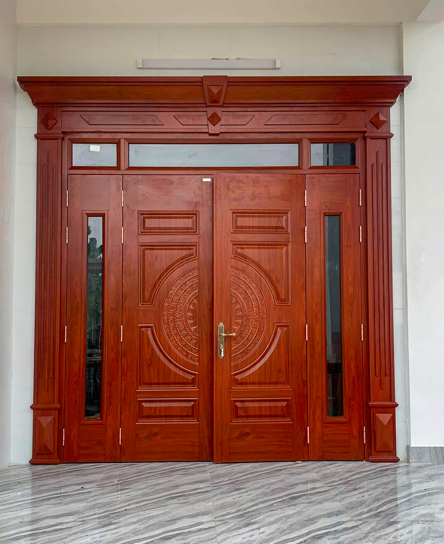 Độ dày thép ảnh hưởng đến chất lượng cửa như thế nào?
